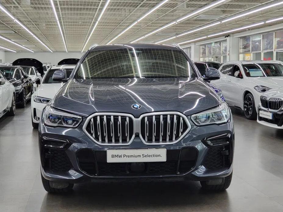 BMW X6, 2022
