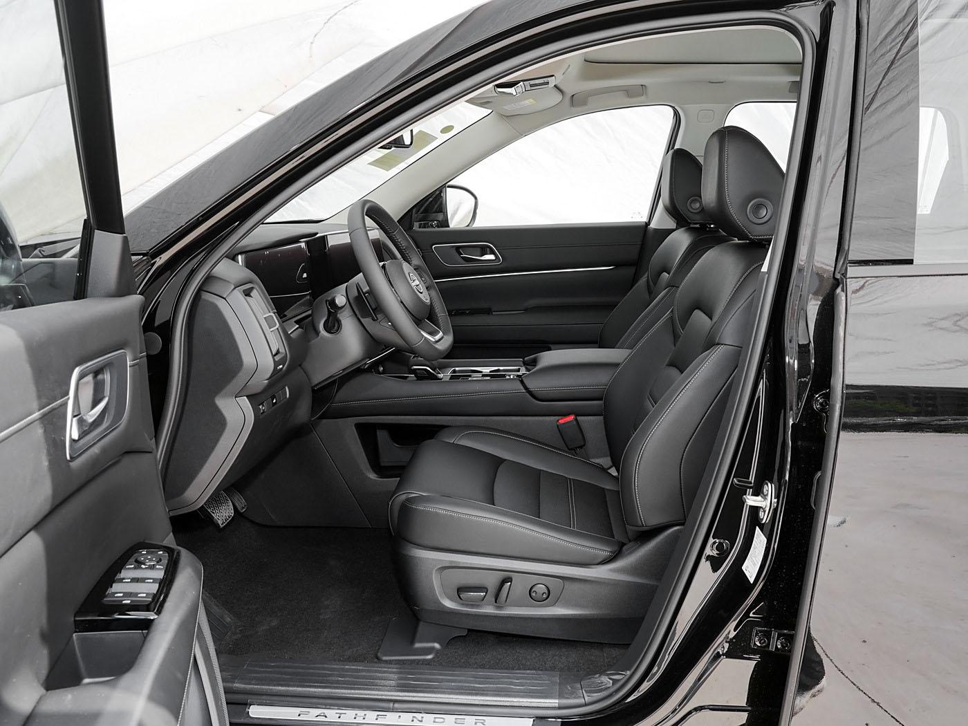 Nissan Pathfinder, 2025