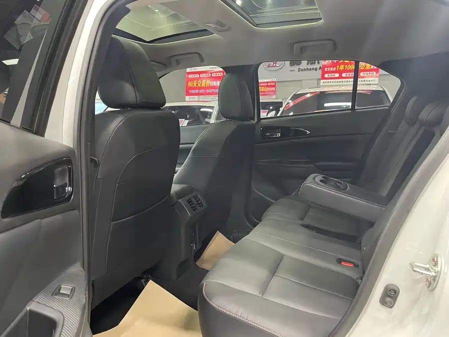 Mitsubishi Eclipse Cross, 2021