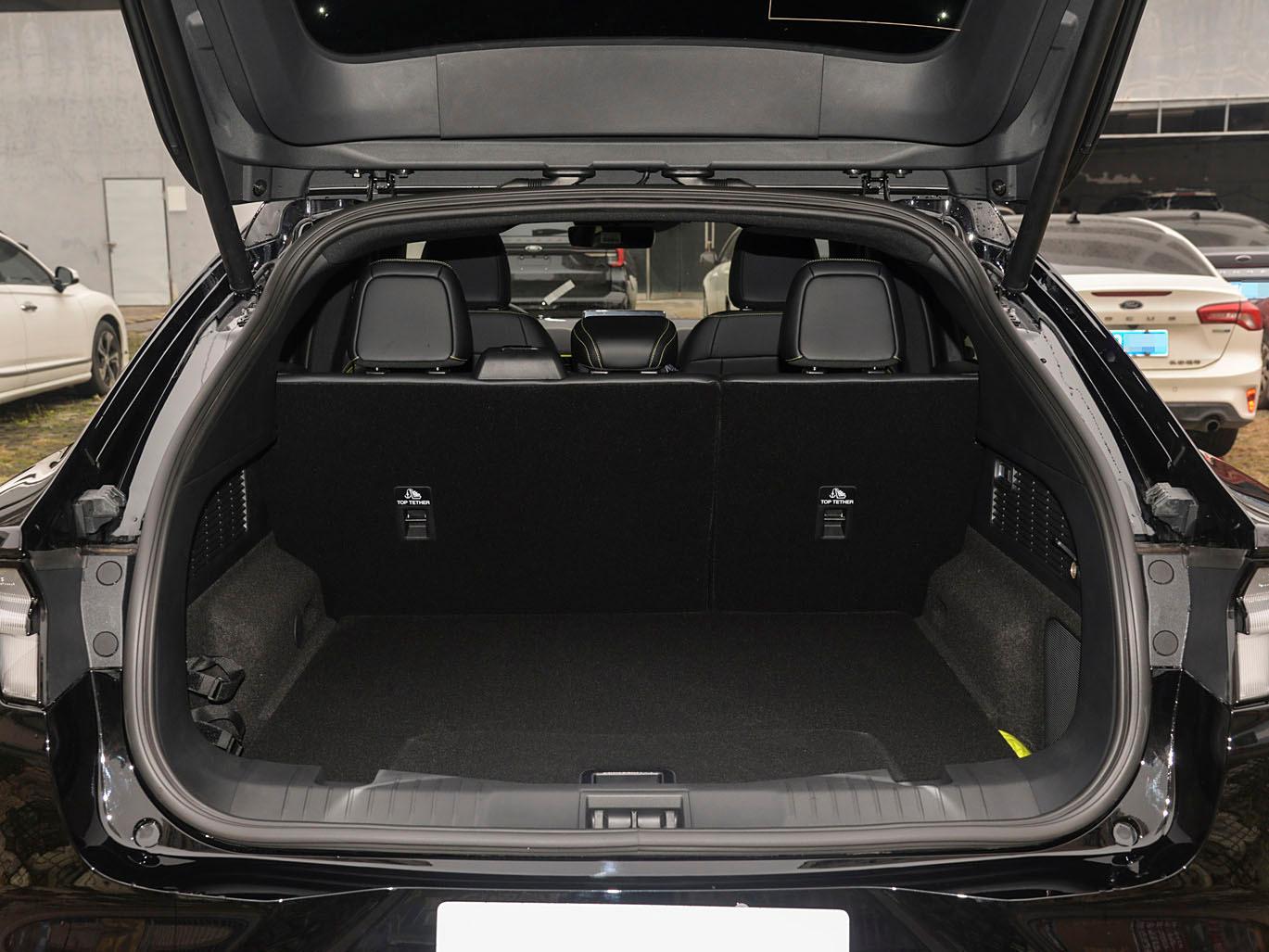 Ford Mustang Mach-E, 2024