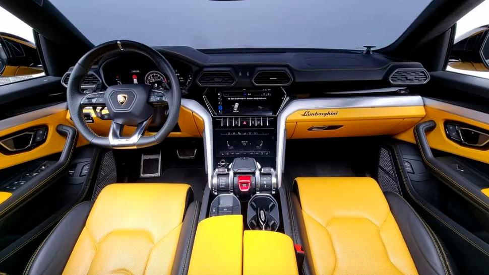 Lamborghini Urus, 2021