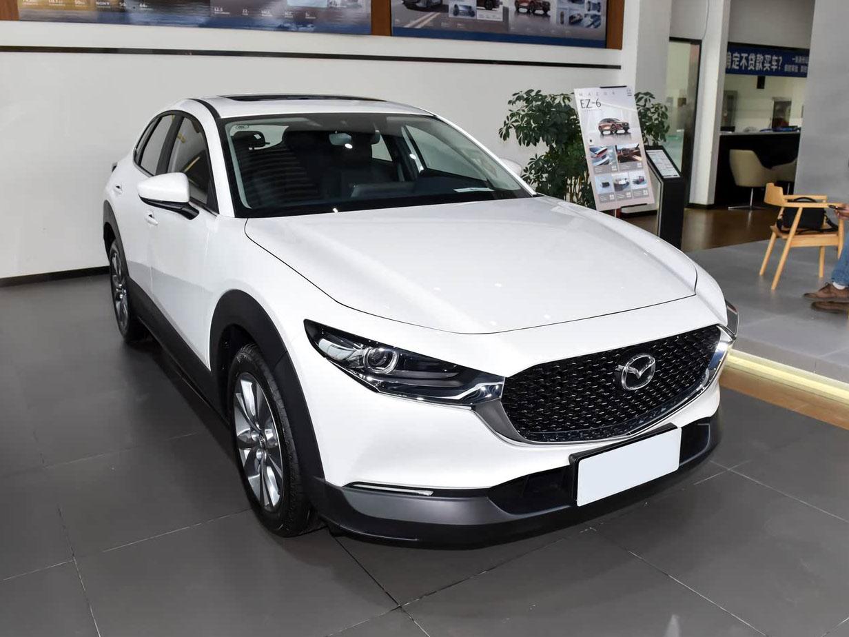 Mazda CX-30, 2025