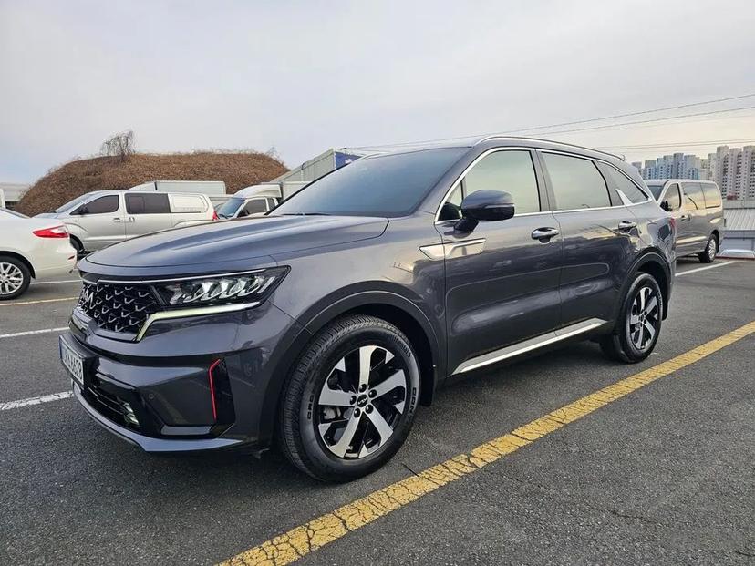 Купить Kia Sorento 2022 года с пробегом новый
