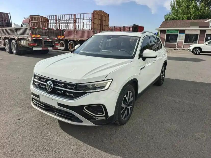 Купить Volkswagen Tayron 2023 года с пробегом новый