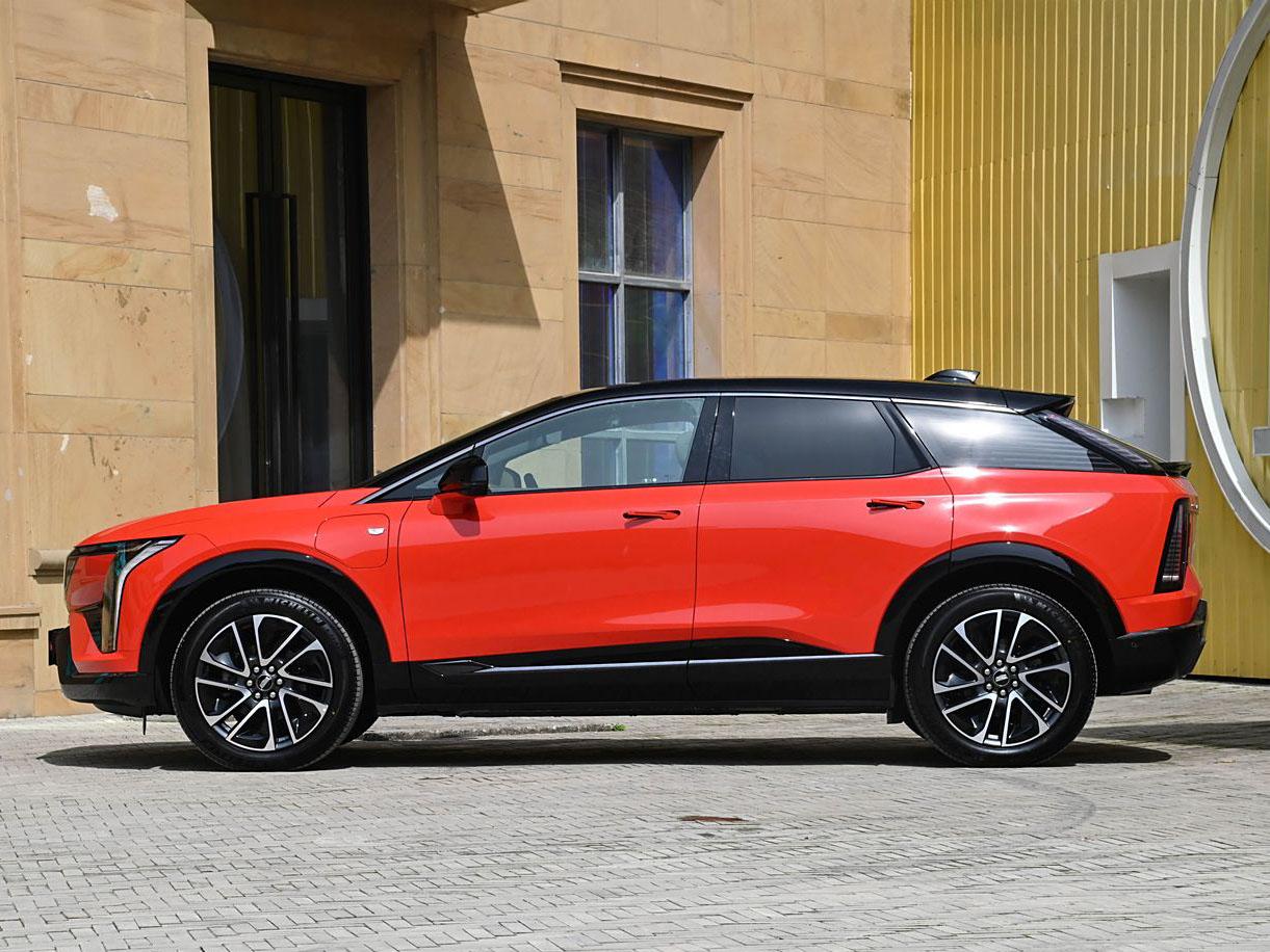 Cadillac Optiq, 2025
