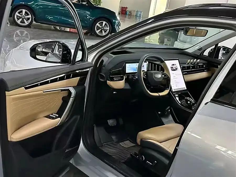 Geely Boyue L, 2023
