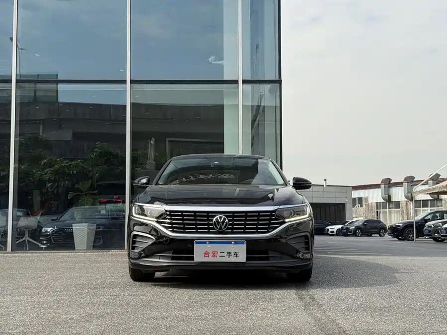 Volkswagen Passat, 2022