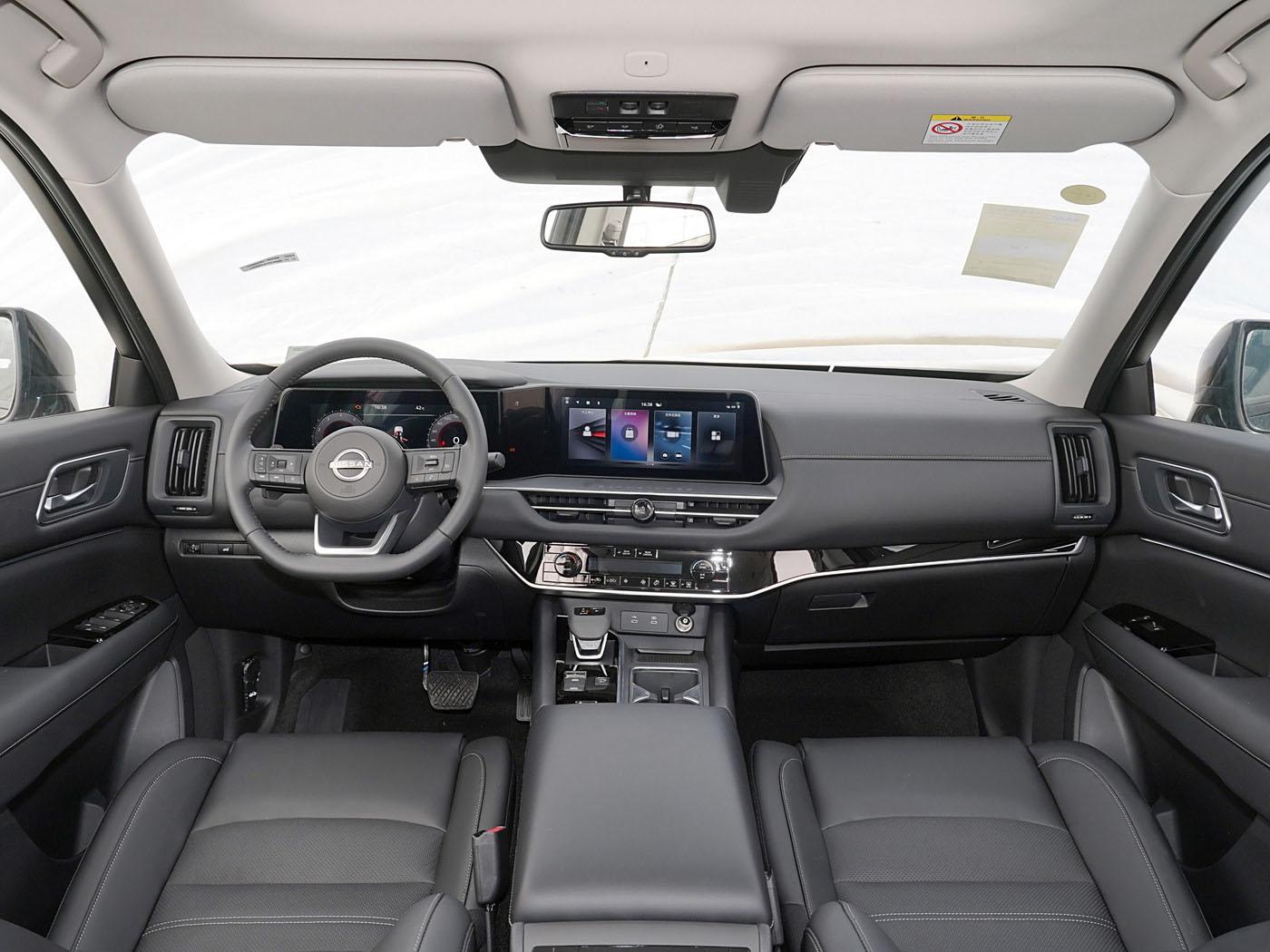 Nissan Pathfinder, 2025