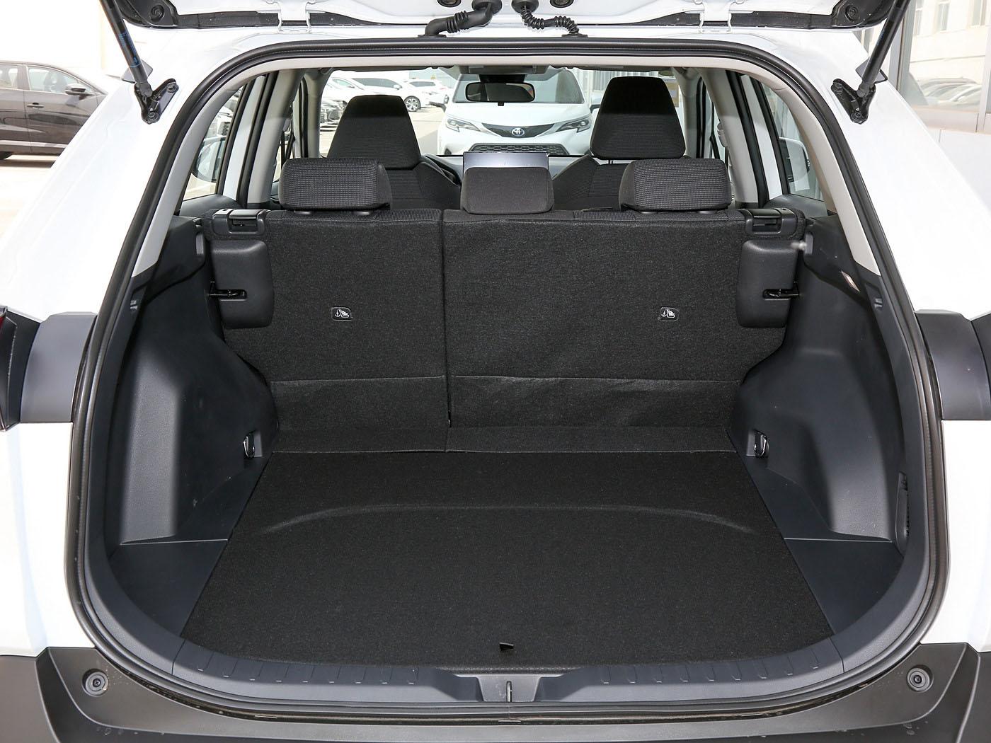 Toyota RAV4, 2025