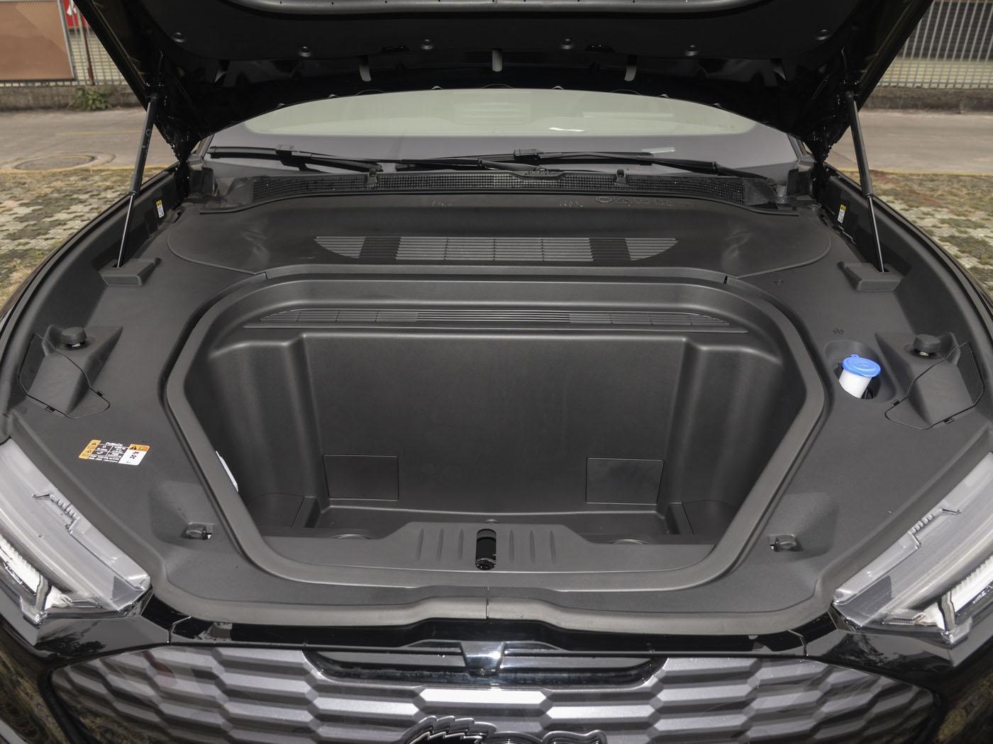 Ford Mustang Mach-E, 2024