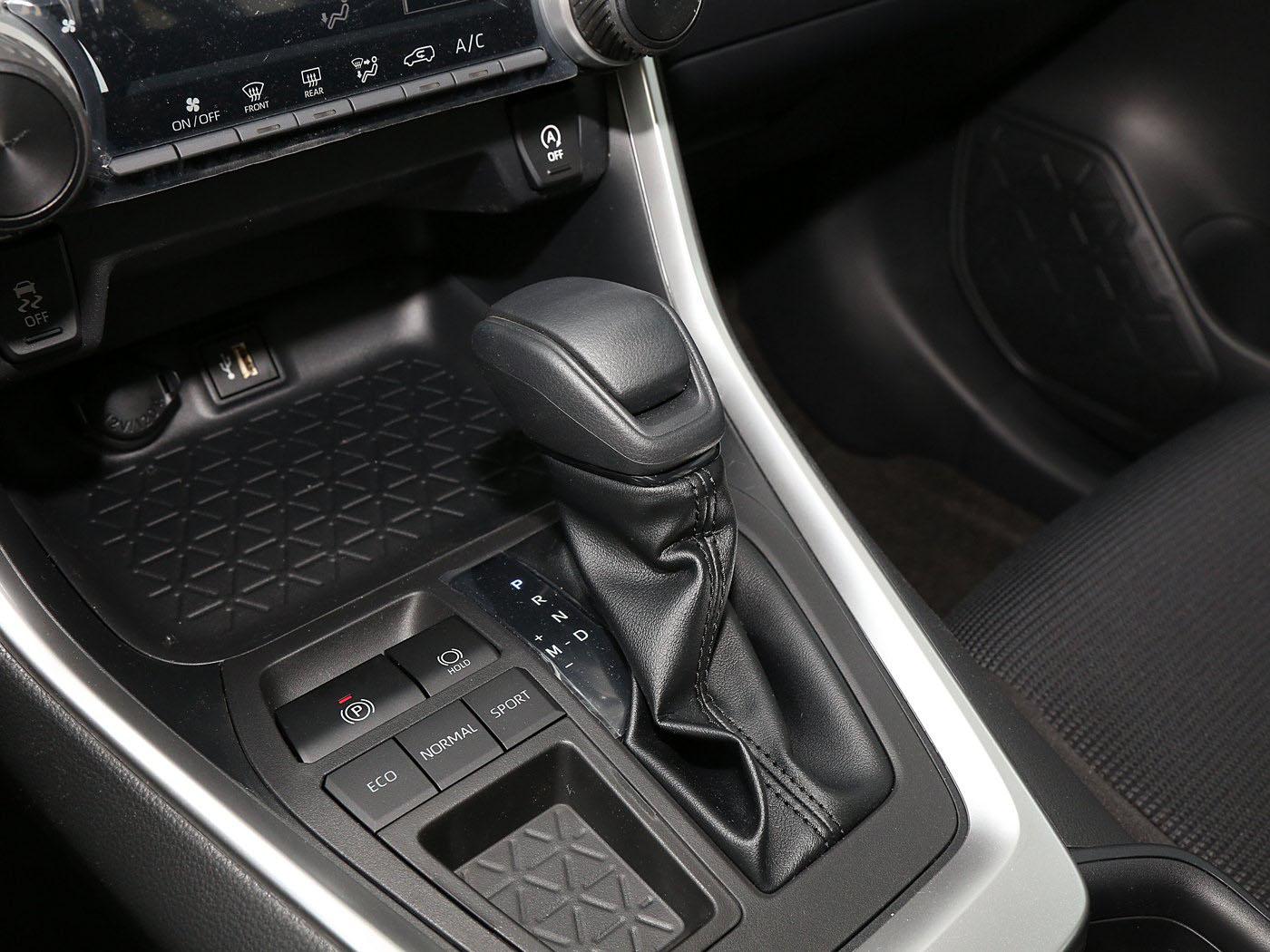 Toyota RAV4, 2025