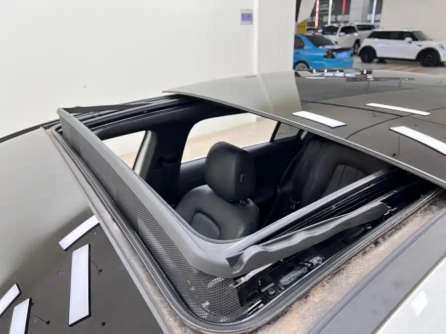 Mercedes-Benz A180L, 2021