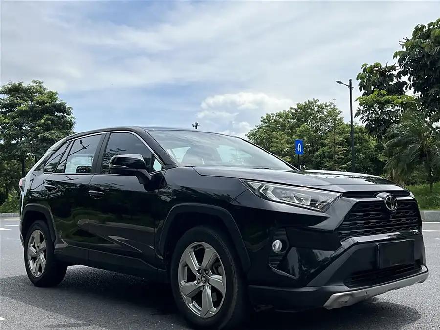 Toyota RAV4, 2021