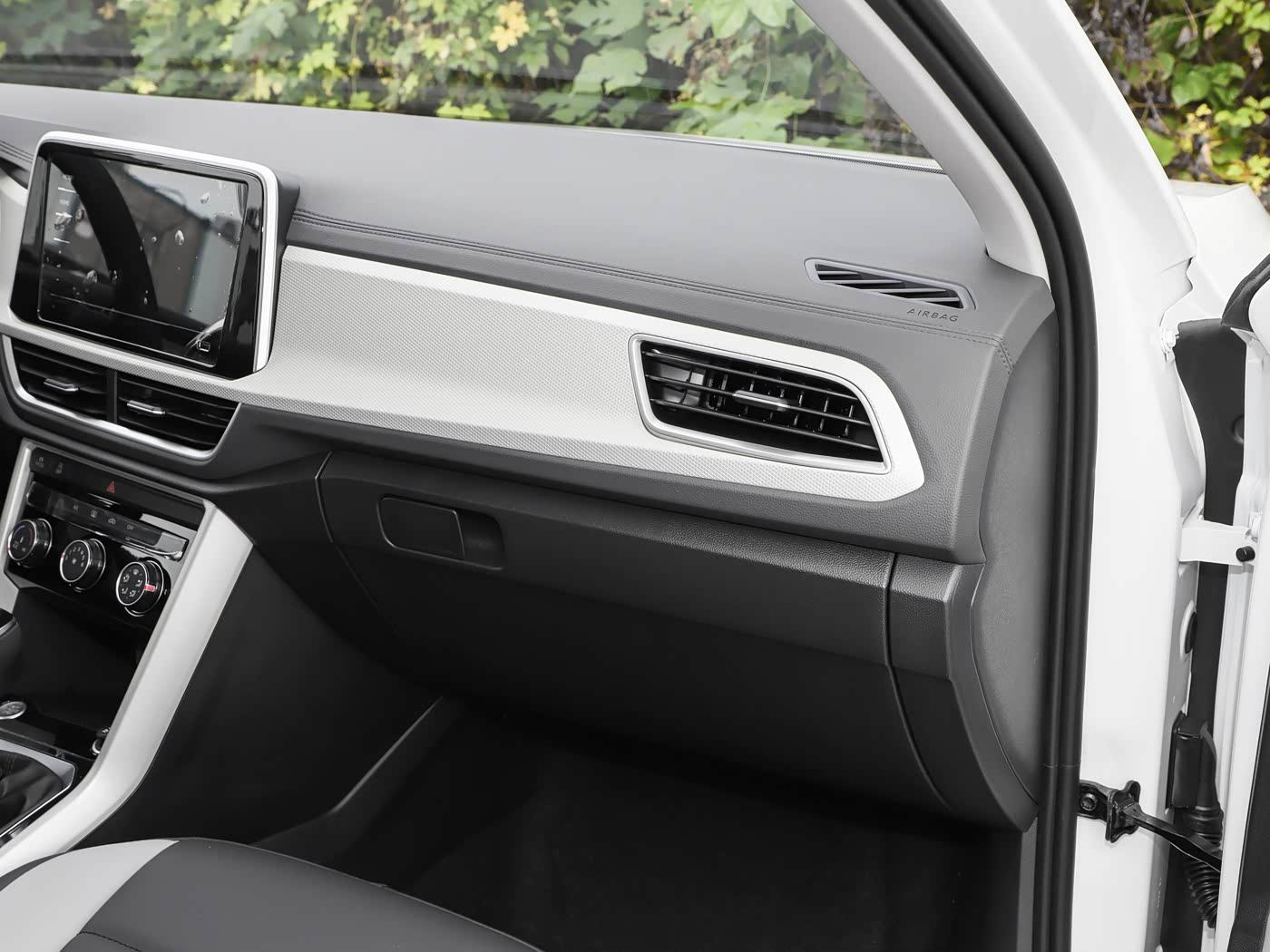 Volkswagen T-Roc, 2026