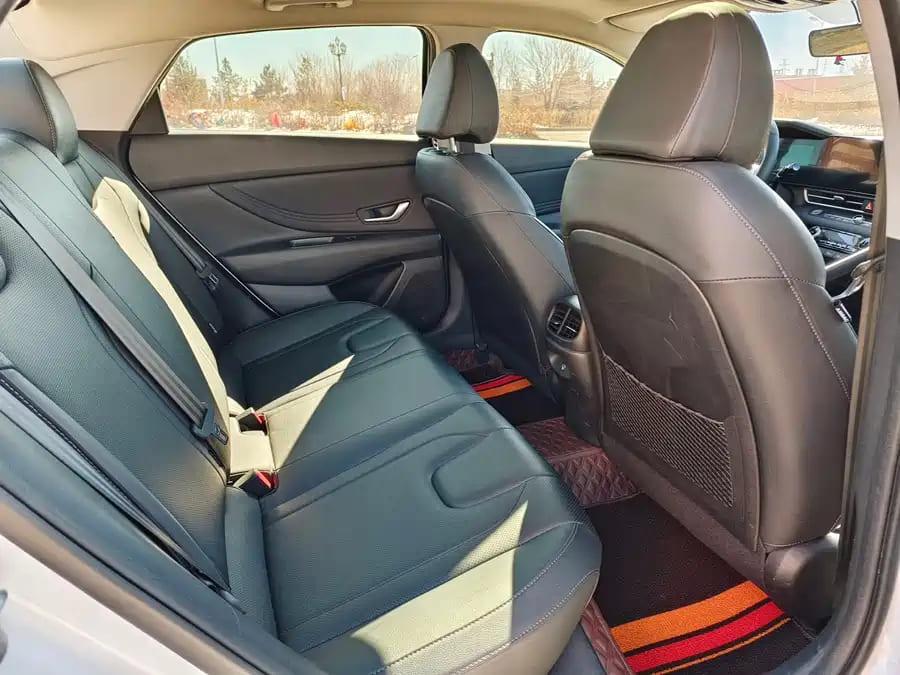 Hyundai Elantra, 2023