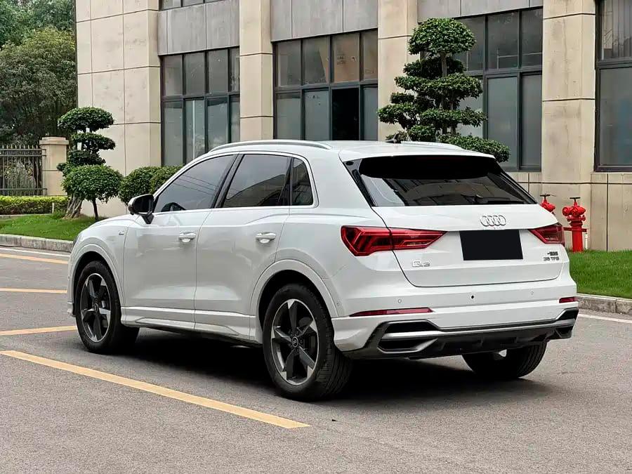 Audi Q3, 2022