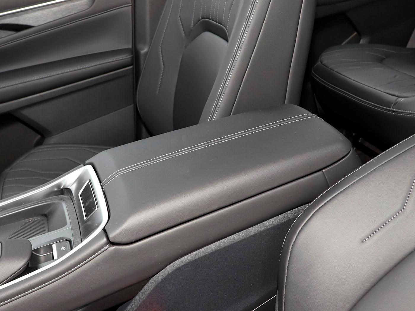 Ford Edge L, 2025
