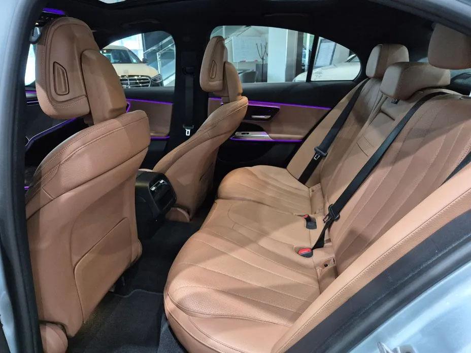 Mercedes-Benz E200, 2024