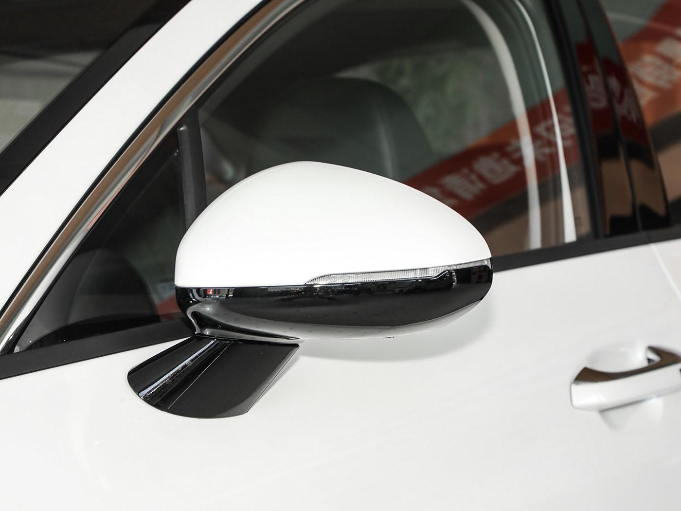 Kia K5, 2025