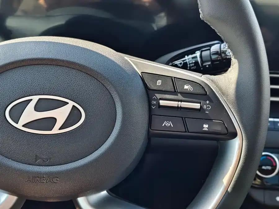 Hyundai Elantra, 2023