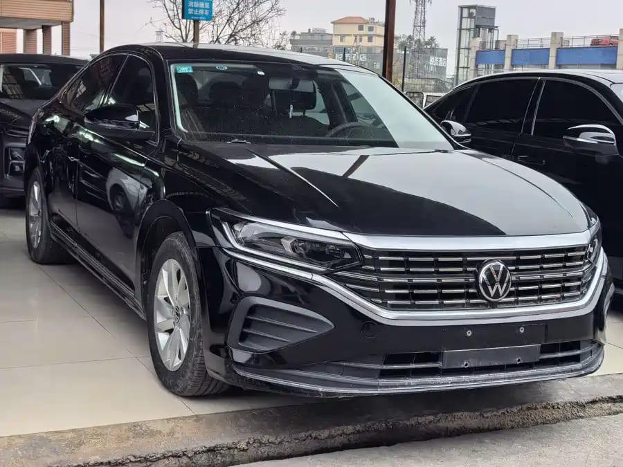 Volkswagen Passat, 2022