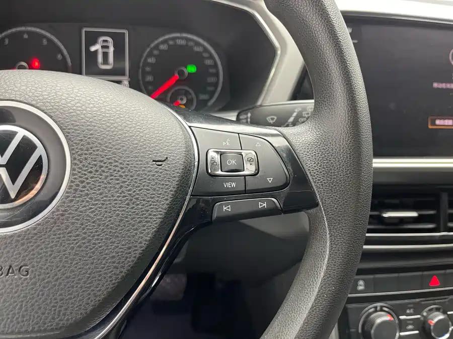 Volkswagen T-Cross, 2021