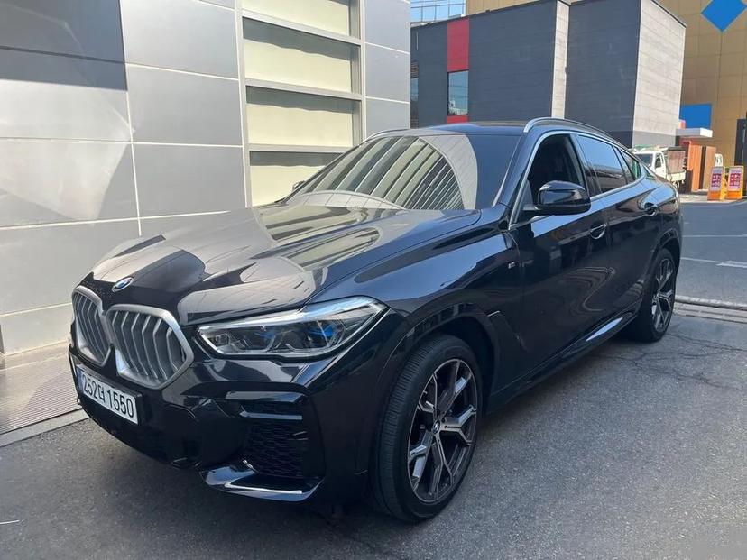 Купить BMW X6 2022 года с пробегом новый