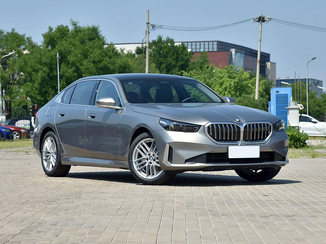 BMW 525Li, 2024
