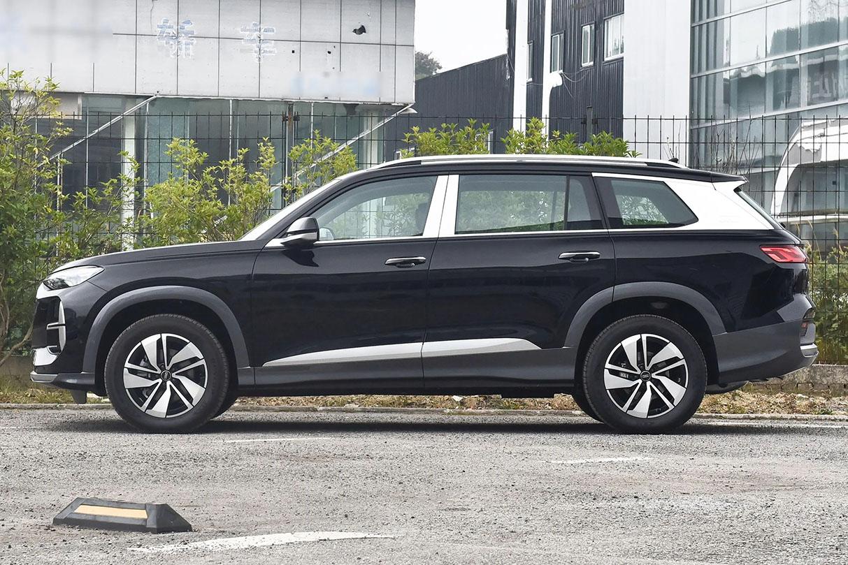 Audi Q6, 2025