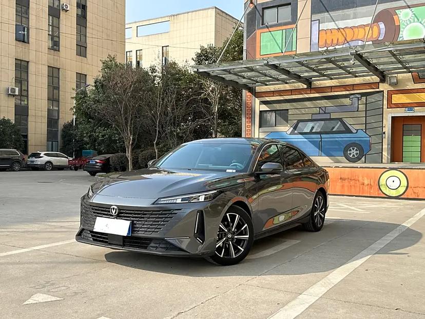 Купить Changan Yida 2023 года с пробегом новый