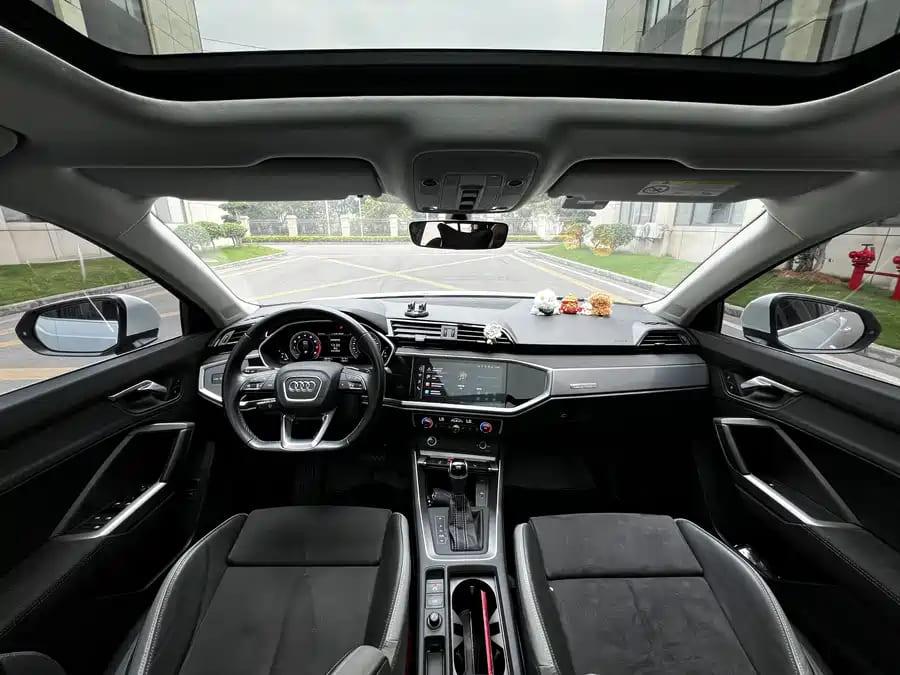 Audi Q3, 2022