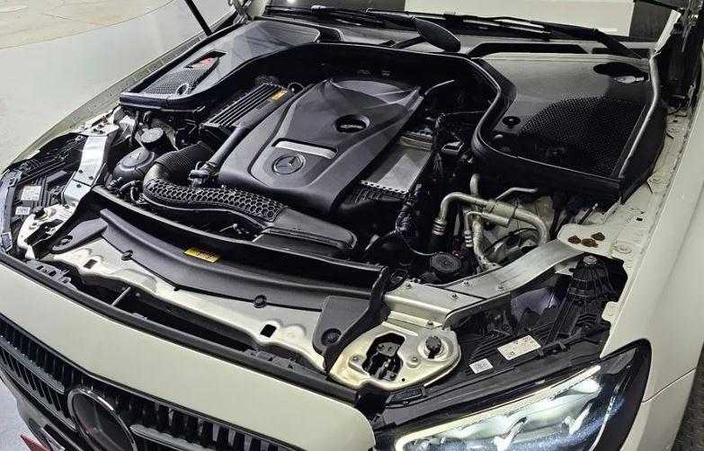 Mercedes-Benz E250, 2021
