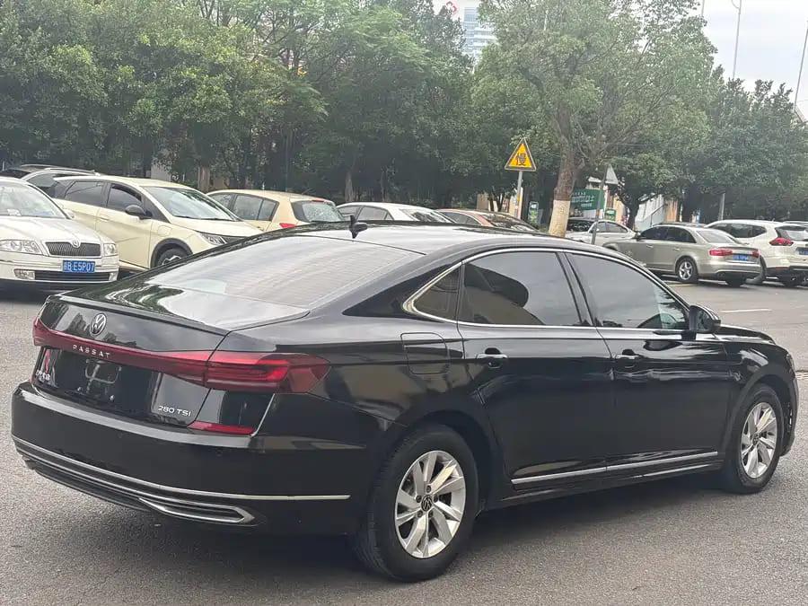 Volkswagen Passat, 2022