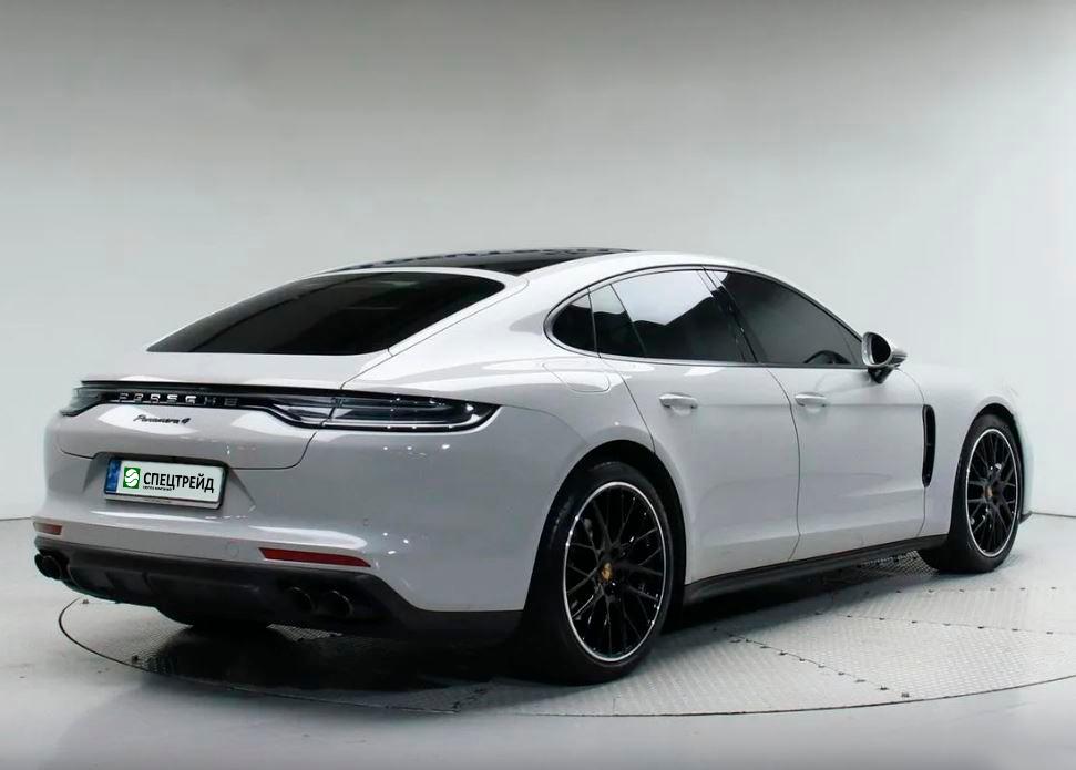 Porsche Panamera, 2021