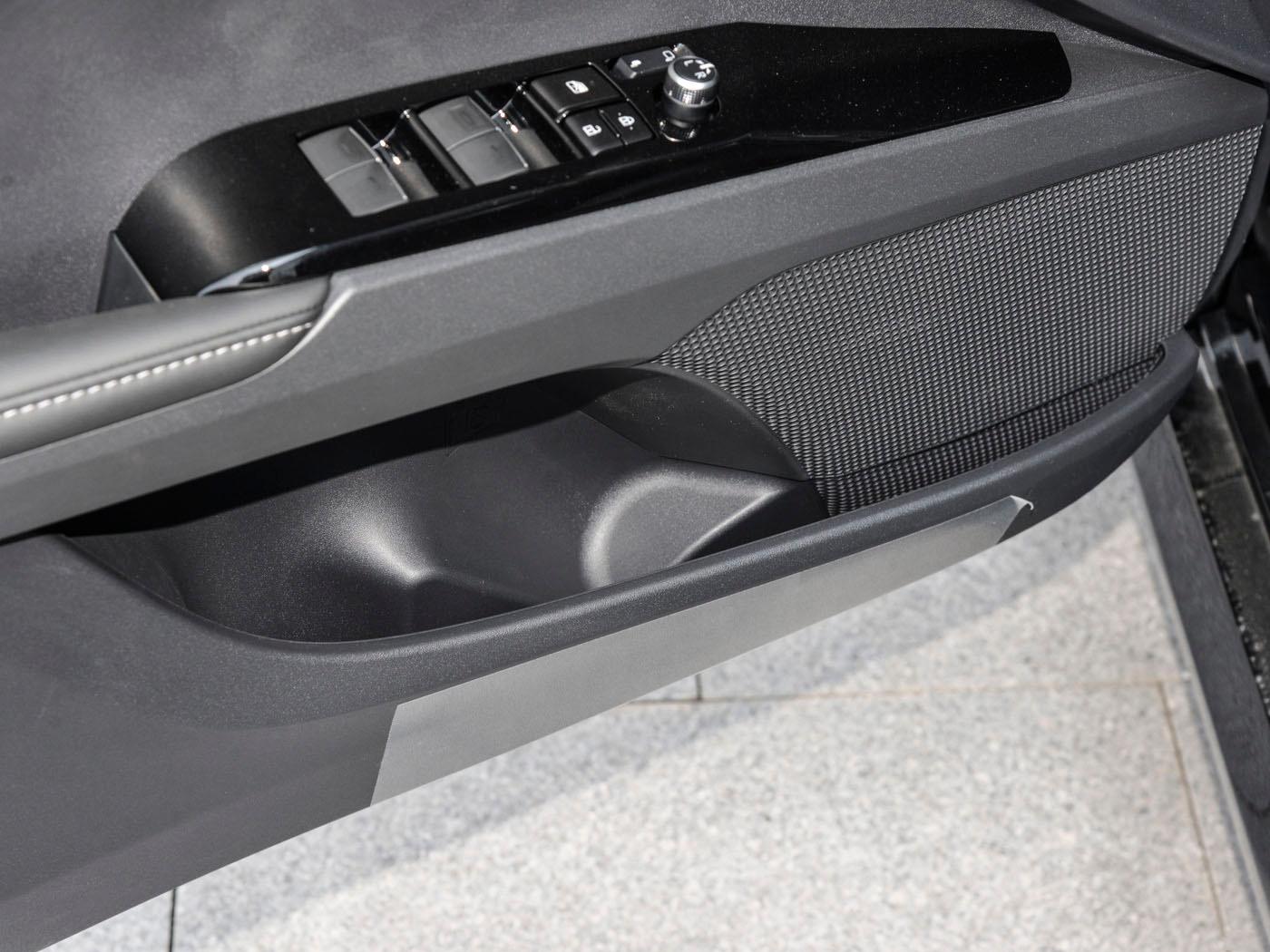 Toyota Camry, 2025