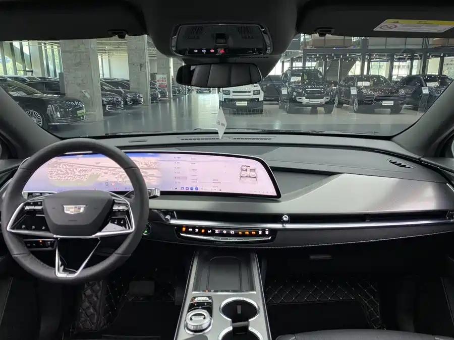 Cadillac XT5, 2024