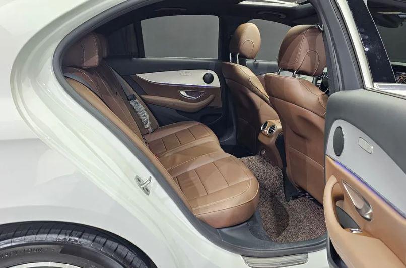 Mercedes-Benz E250, 2021