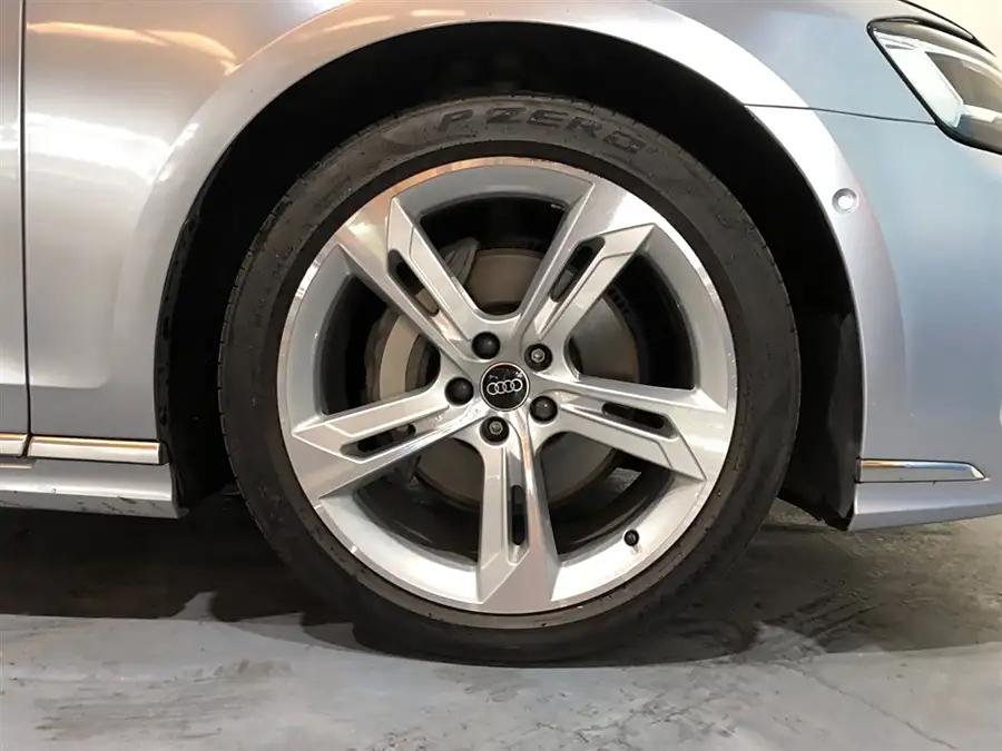 Audi A8L, 2023