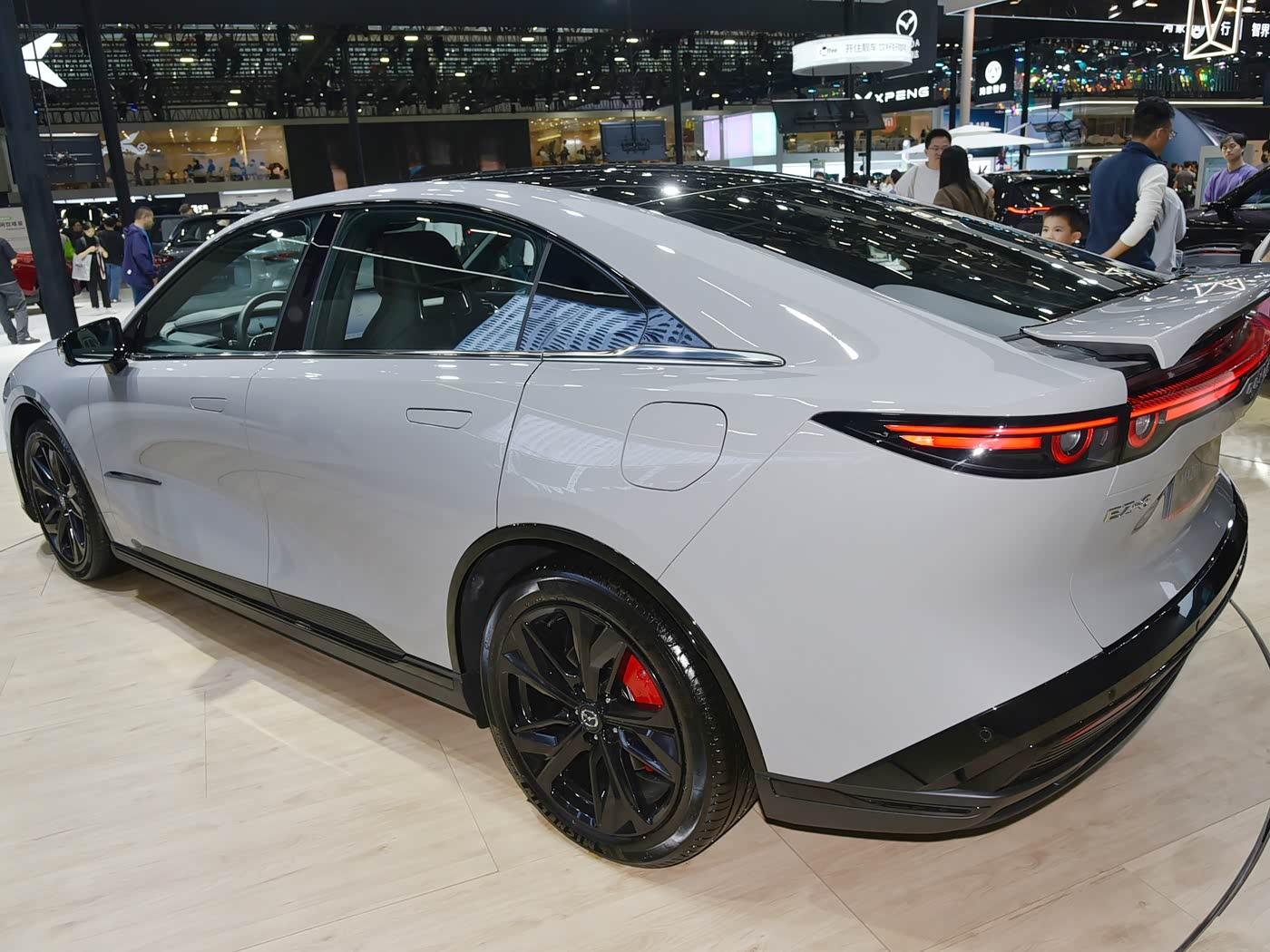 Mazda EZ-6, 2026