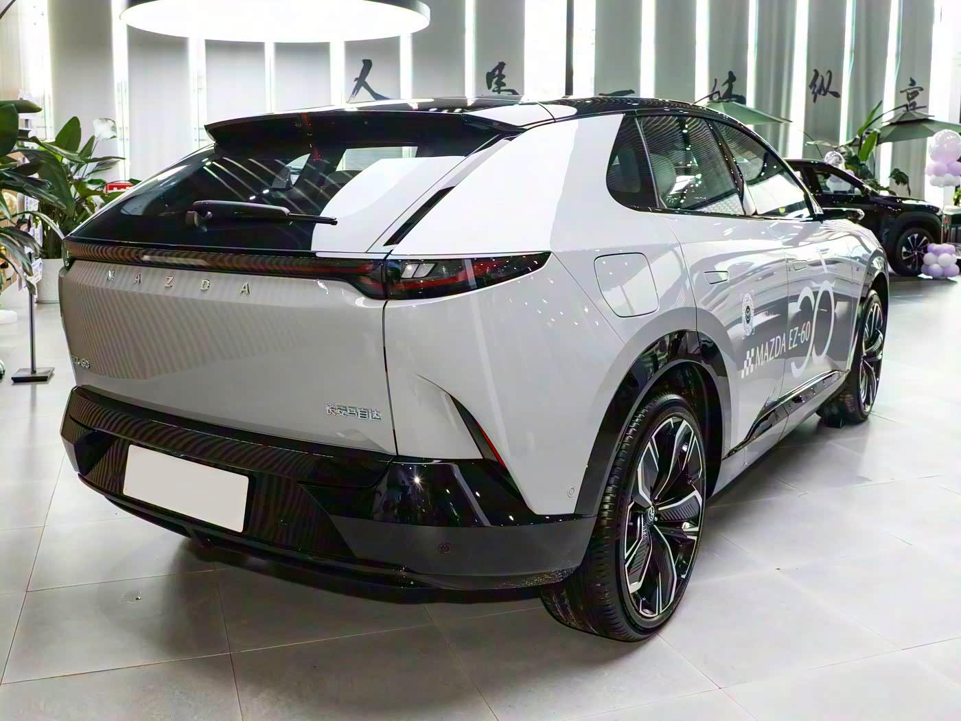 Mazda EZ-60, 2025