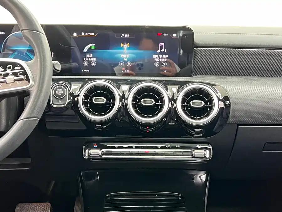 Mercedes-Benz A180L, 2021