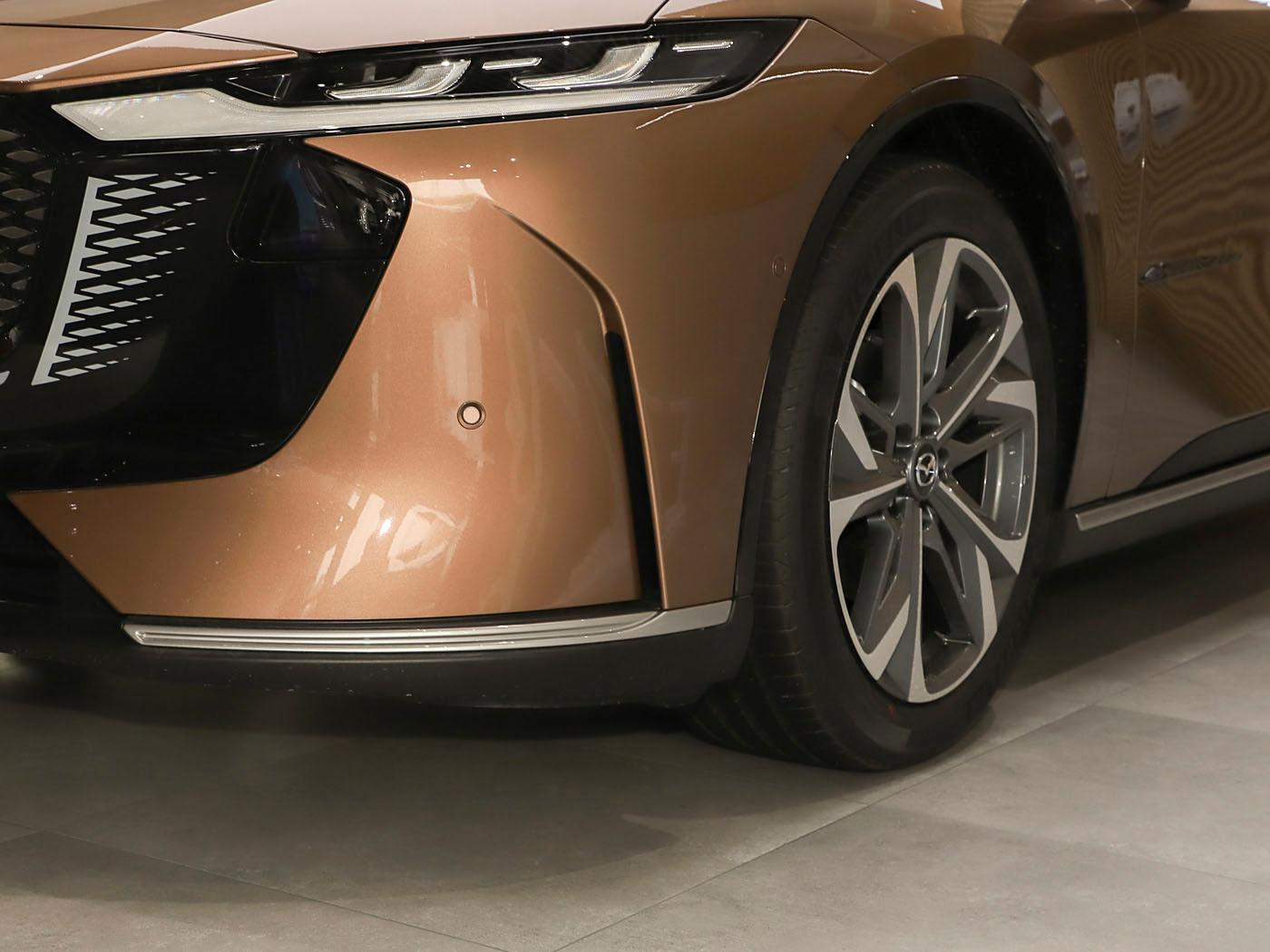 Mazda EZ-6, 2025