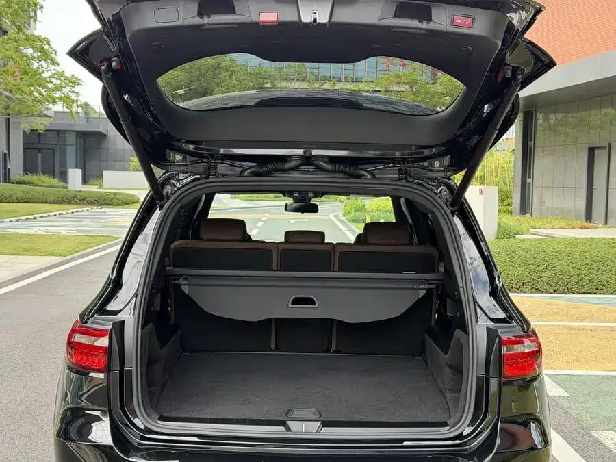 Mercedes-Benz GLB180, 2021