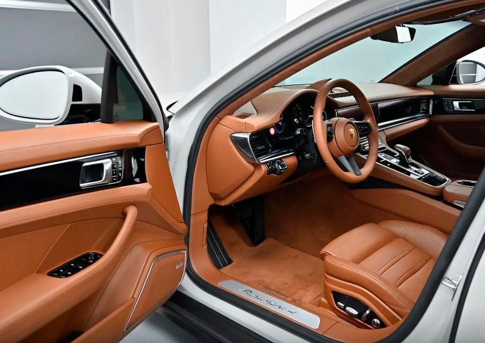 Porsche Panamera, 2021