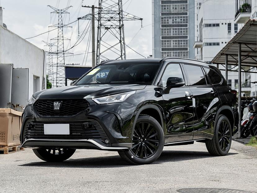 Купить Toyota Crown Kluger 2025 года с пробегом бу