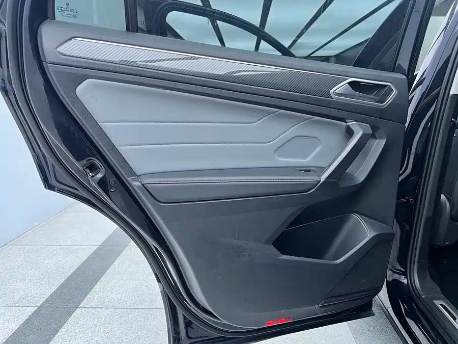 Volkswagen Tiguan X, 2021