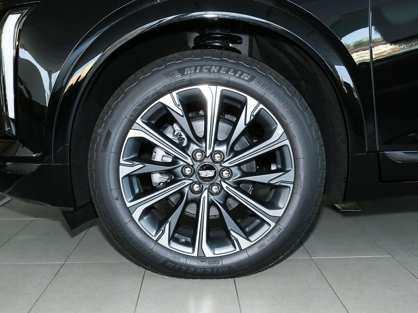 Cadillac XT5, 2025
