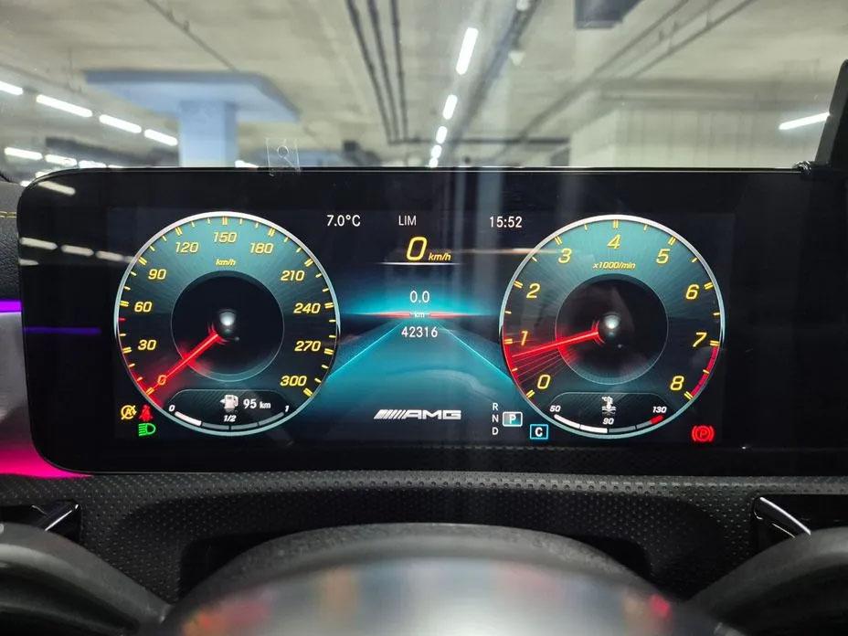 Mercedes-Benz CLA 45 S AMG, 2021