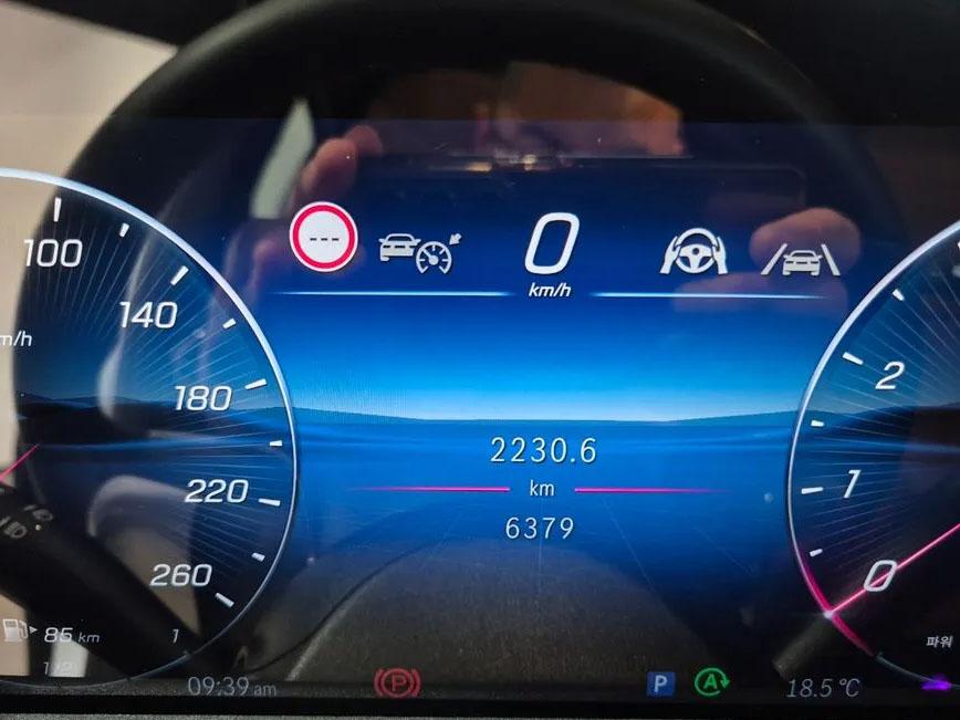 Mercedes-Benz E200, 2024