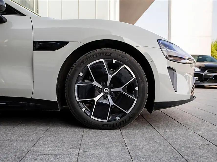 Xiaomi SU7, 2024